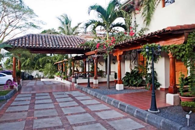 Los Altos Apartments & Studios Managua Eksteriør billede