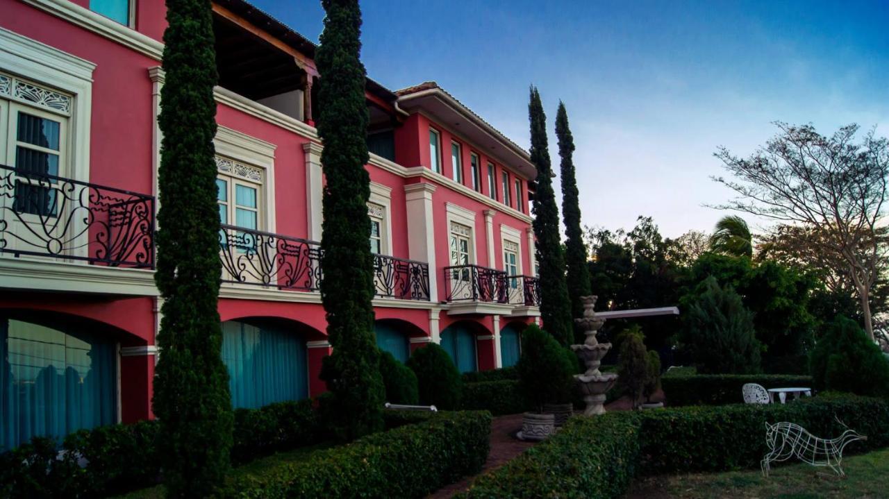 Los Altos Apartments & Studios Managua Eksteriør billede