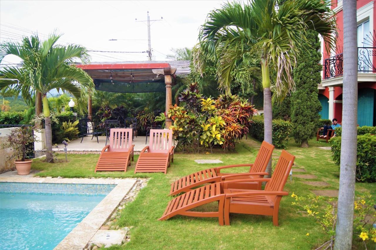 Los Altos Apartments & Studios Managua Eksteriør billede