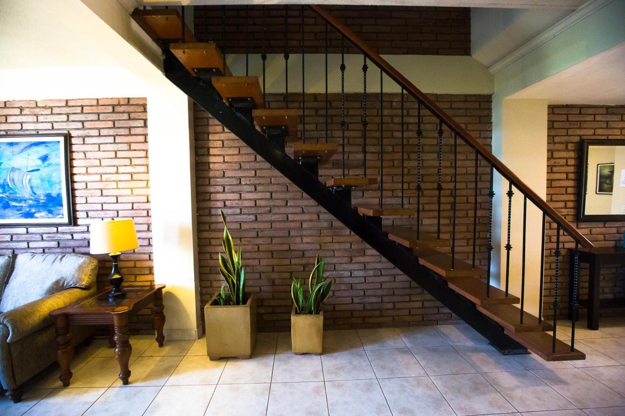 Los Altos Apartments & Studios Managua Eksteriør billede