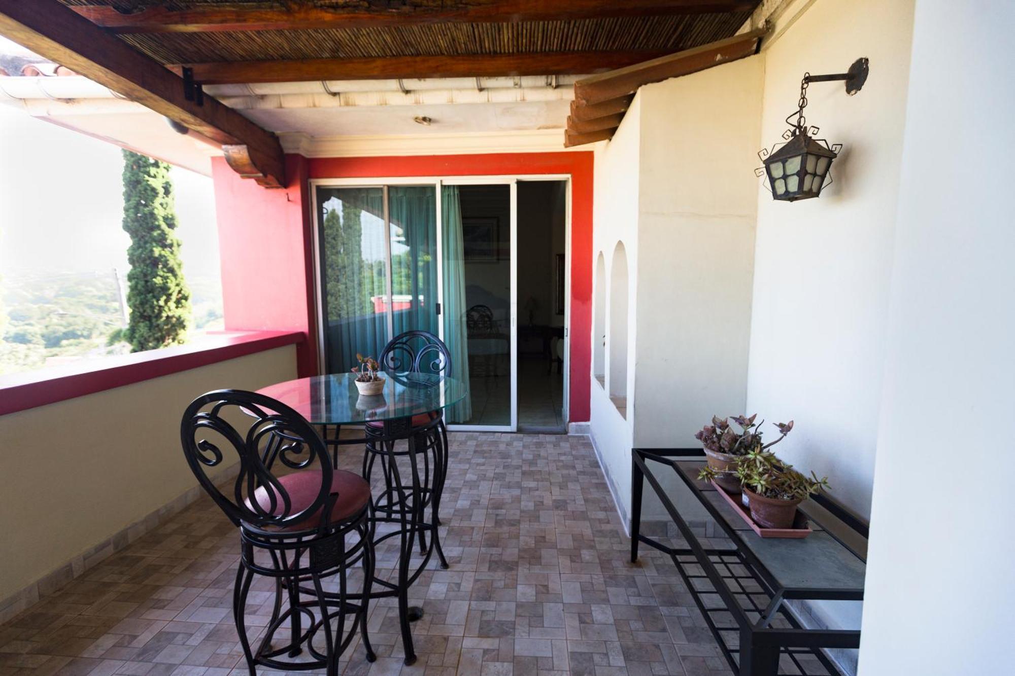 Los Altos Apartments & Studios Managua Eksteriør billede