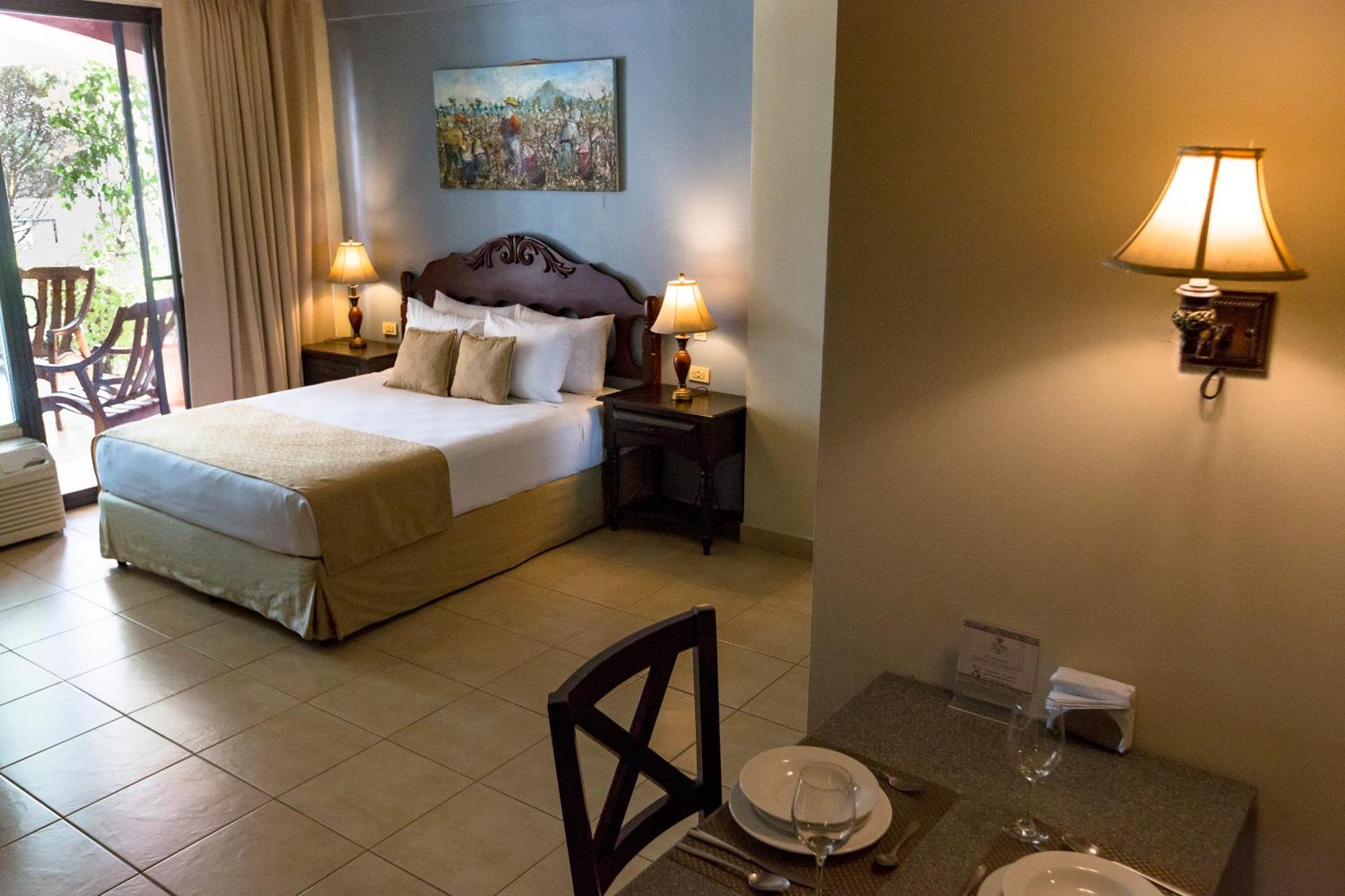 Los Altos Apartments & Studios Managua Eksteriør billede