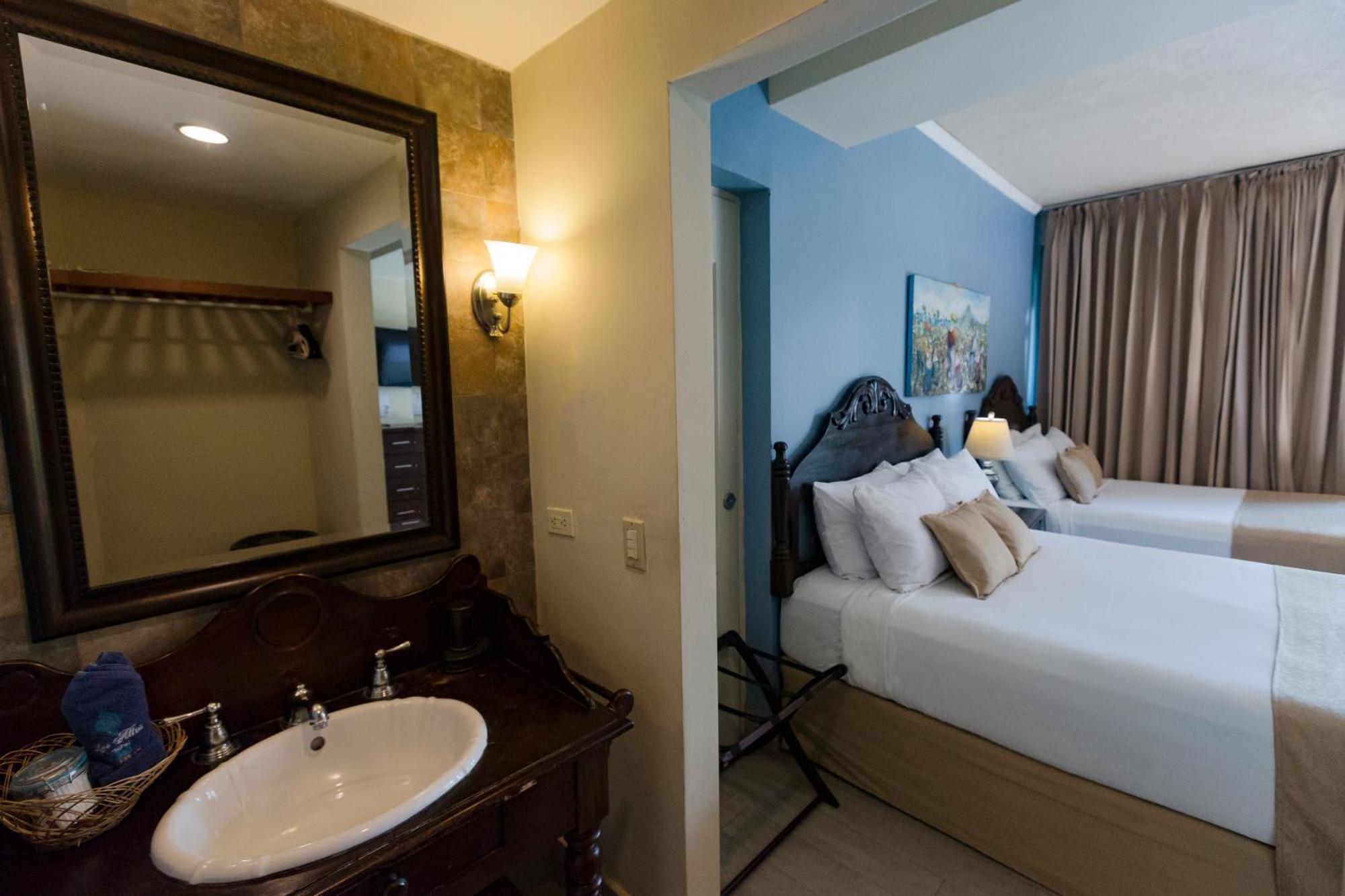 Los Altos Apartments & Studios Managua Eksteriør billede